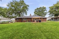 5 Sunset Lane, Paola, KS 66071