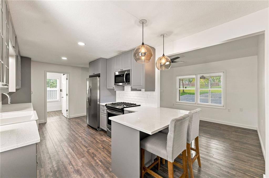 5529 Outlook Street, Mission, KS 66202