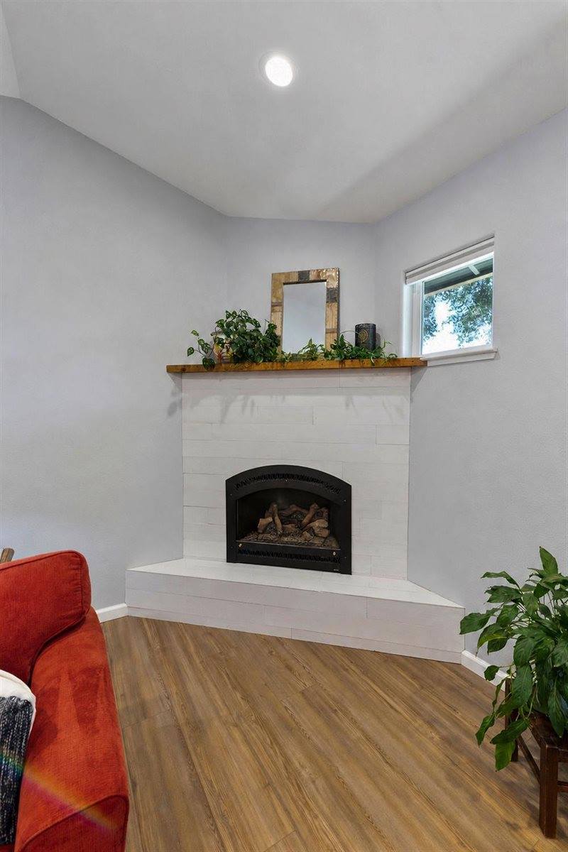 1070 Suzanne Drive, Angels Camp, CA 95222