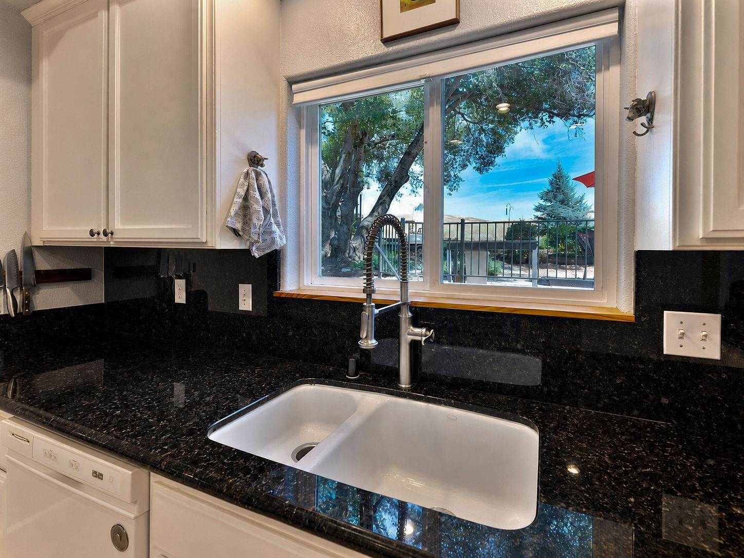 1070 Suzanne Drive, Angels Camp, CA 95222