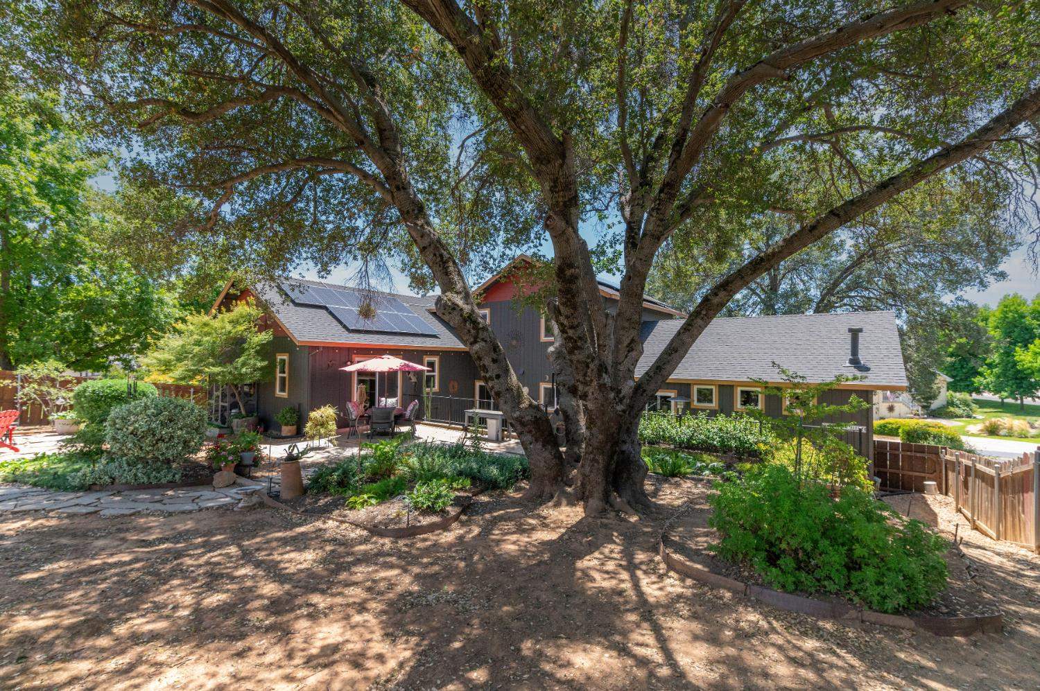1070 Suzanne Drive, Angels Camp, CA 95222