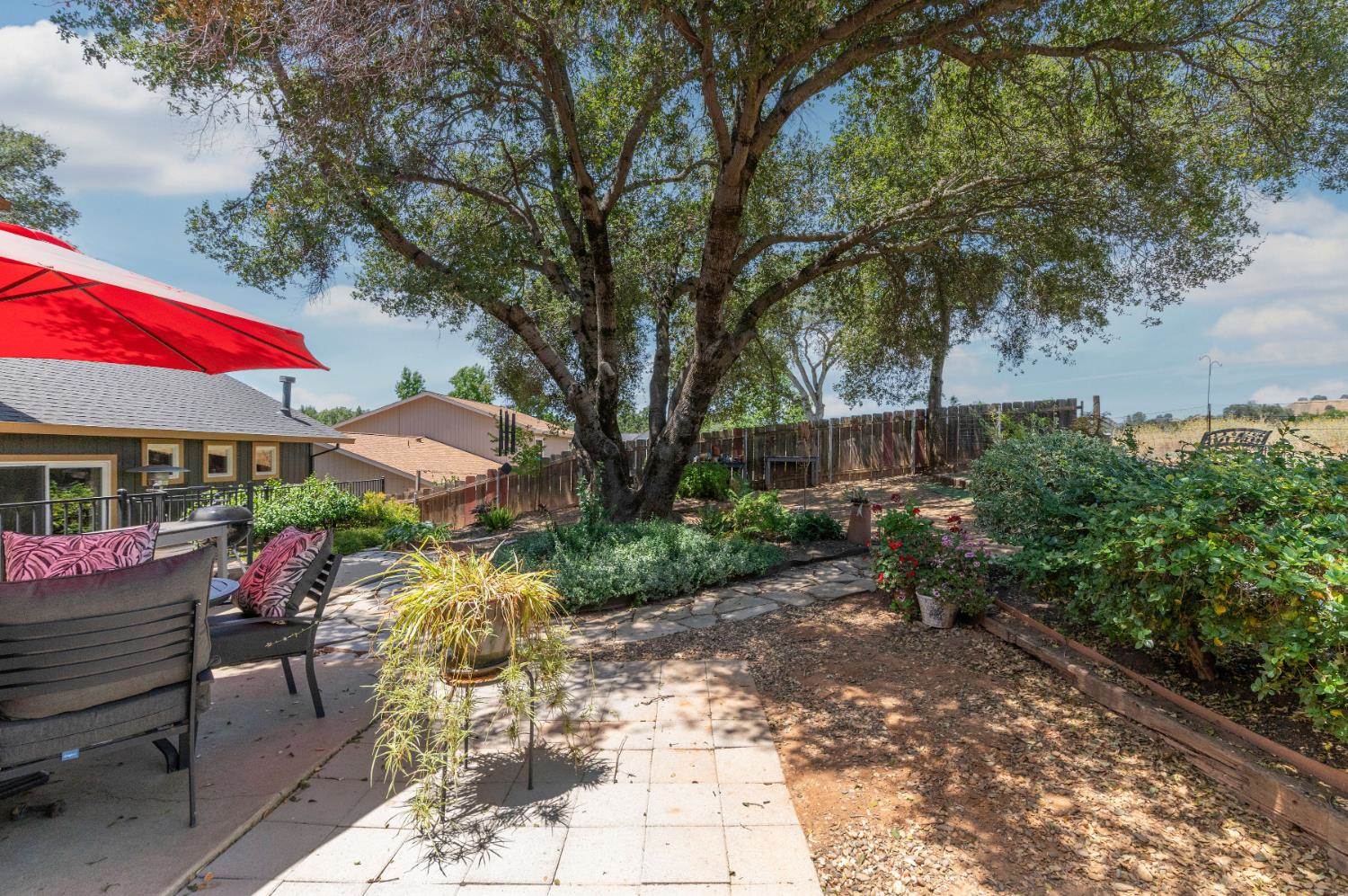 1070 Suzanne Drive, Angels Camp, CA 95222