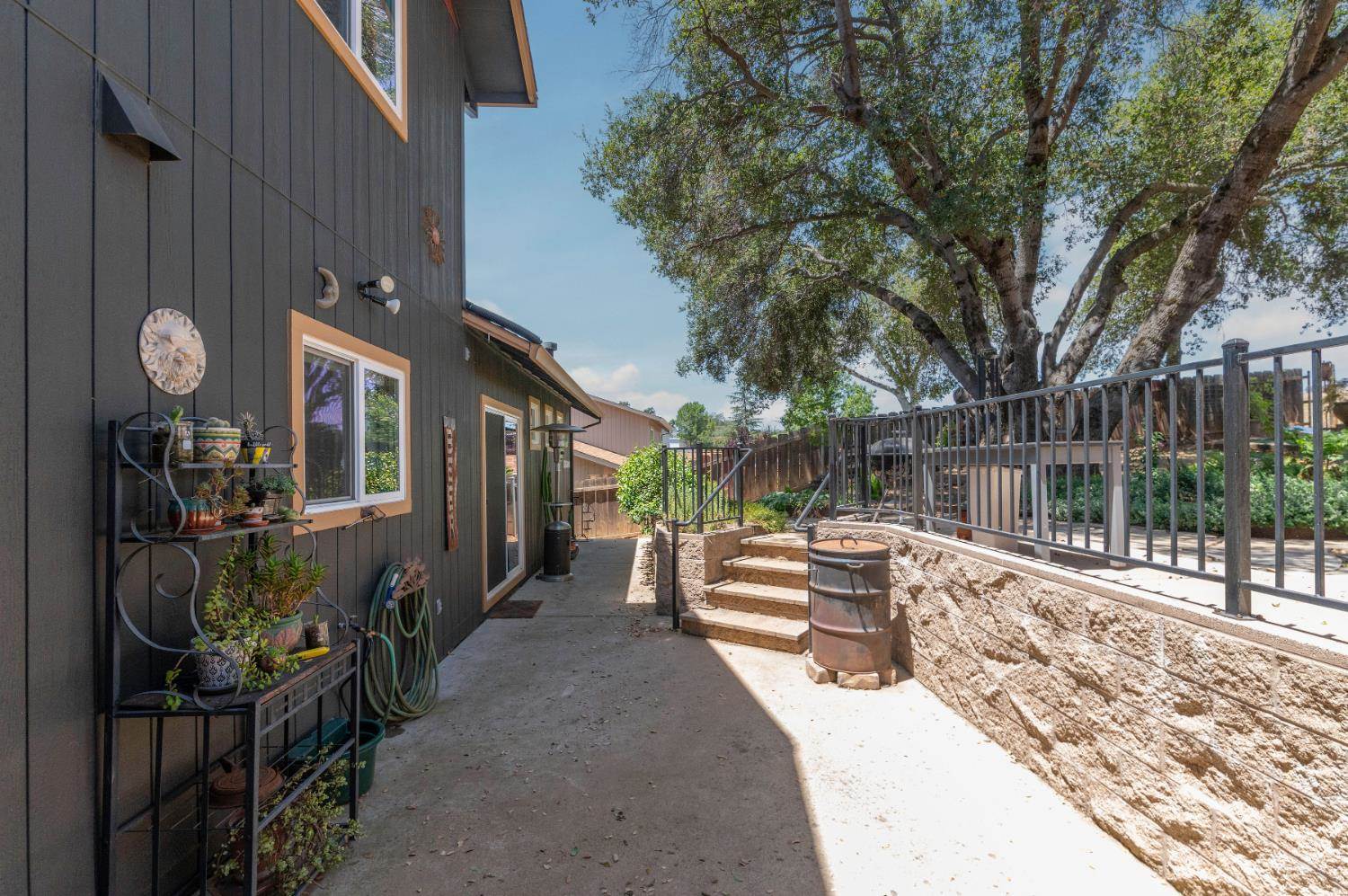 1070 Suzanne Drive, Angels Camp, CA 95222