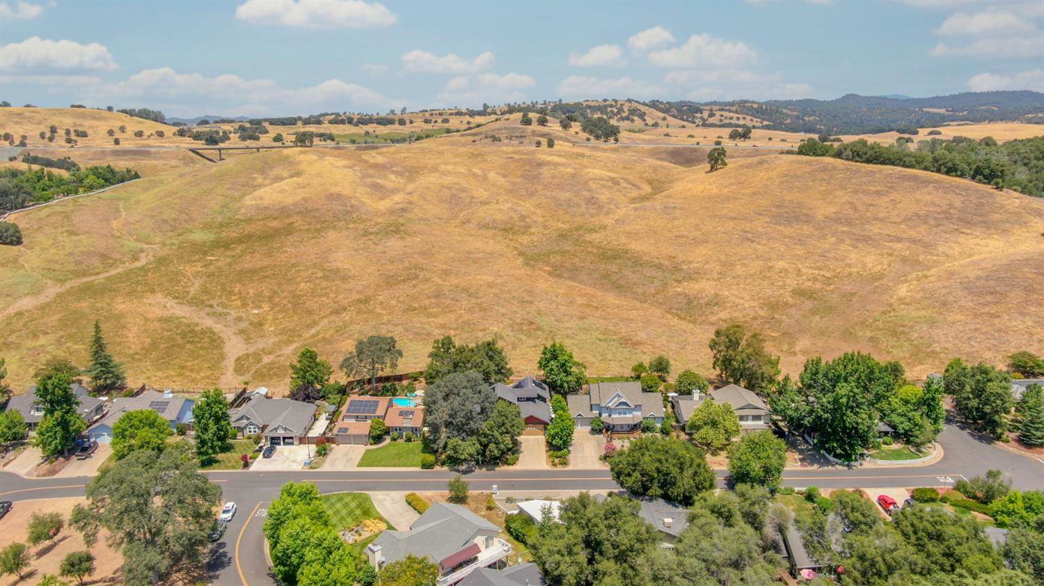 1070 Suzanne Drive, Angels Camp, CA 95222