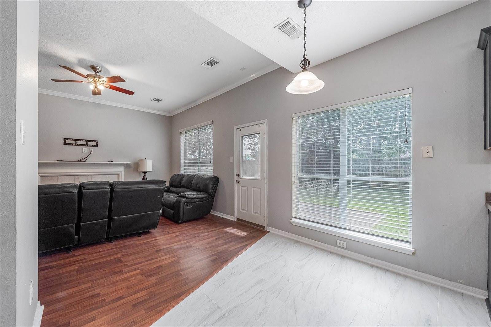 3306 Autumn Forest Drive, Pearland, TX 77584