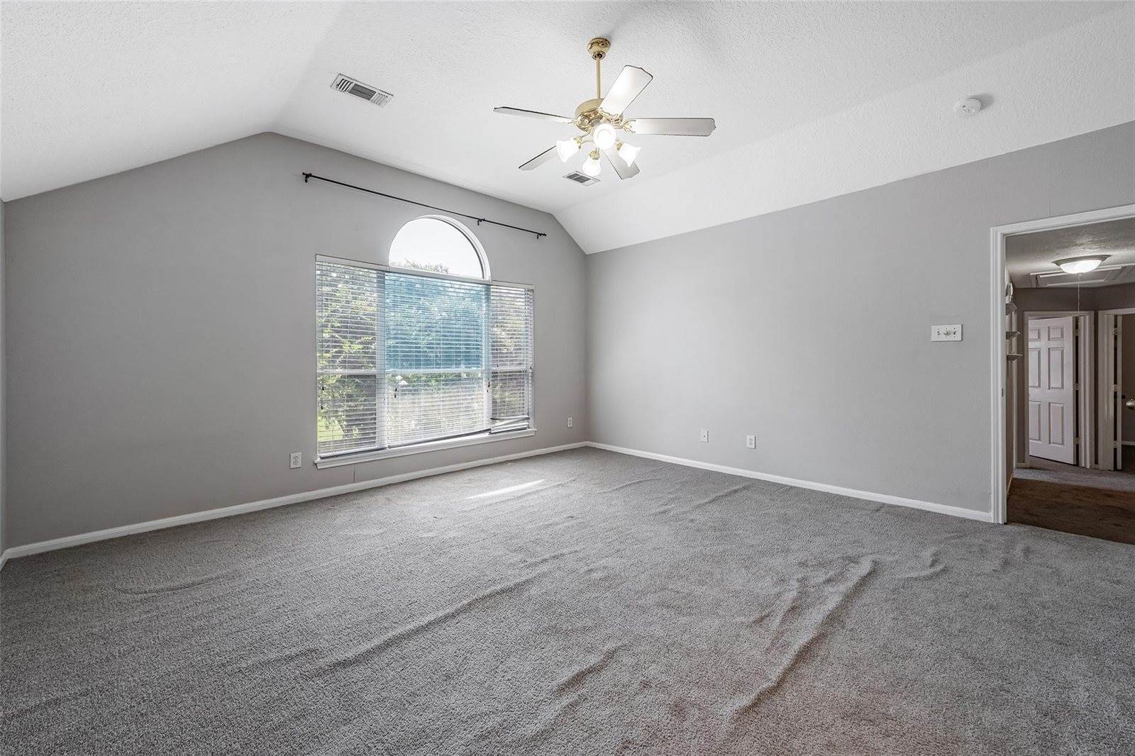 3306 Autumn Forest Drive, Pearland, TX 77584