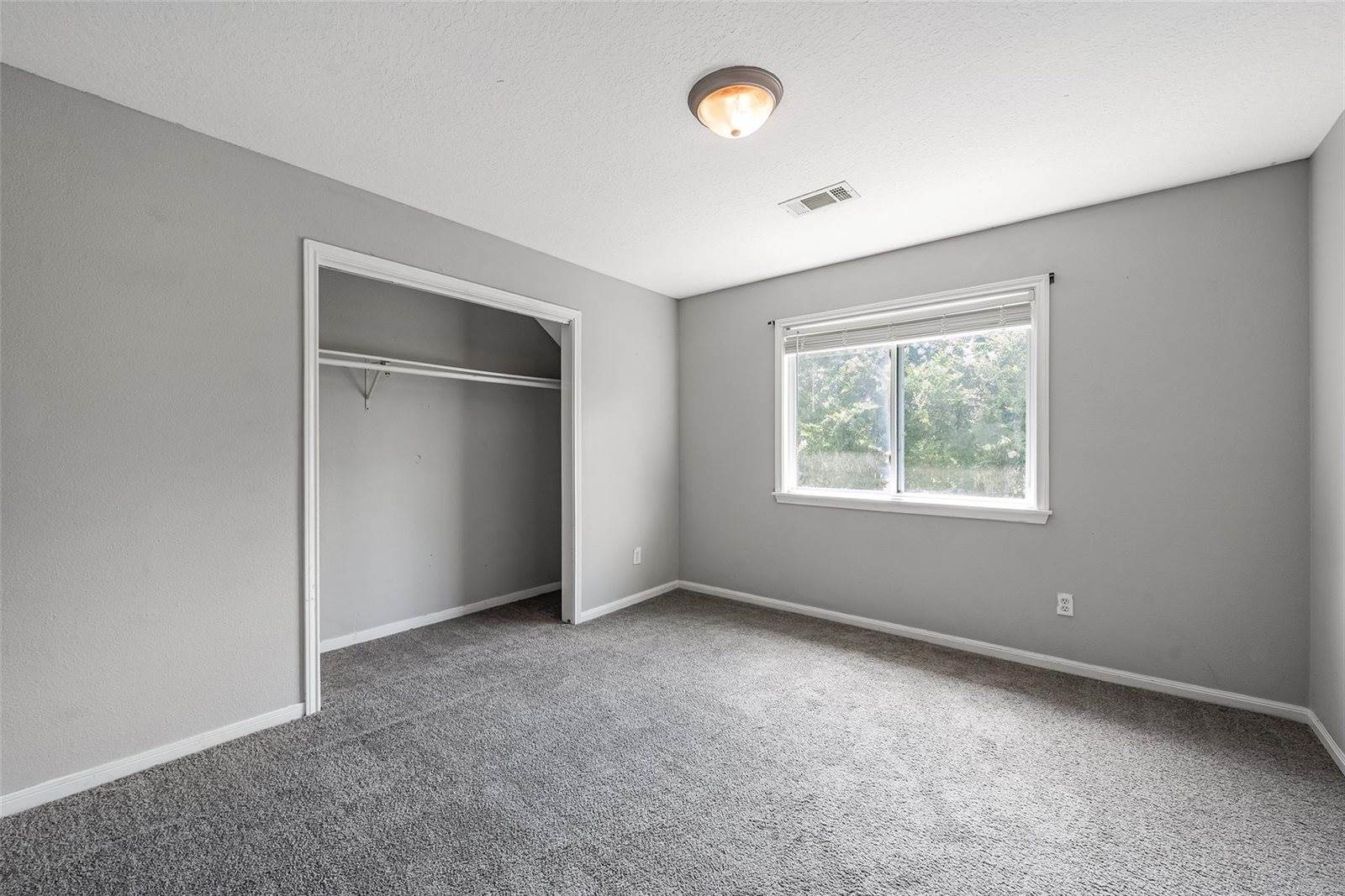 3306 Autumn Forest Drive, Pearland, TX 77584