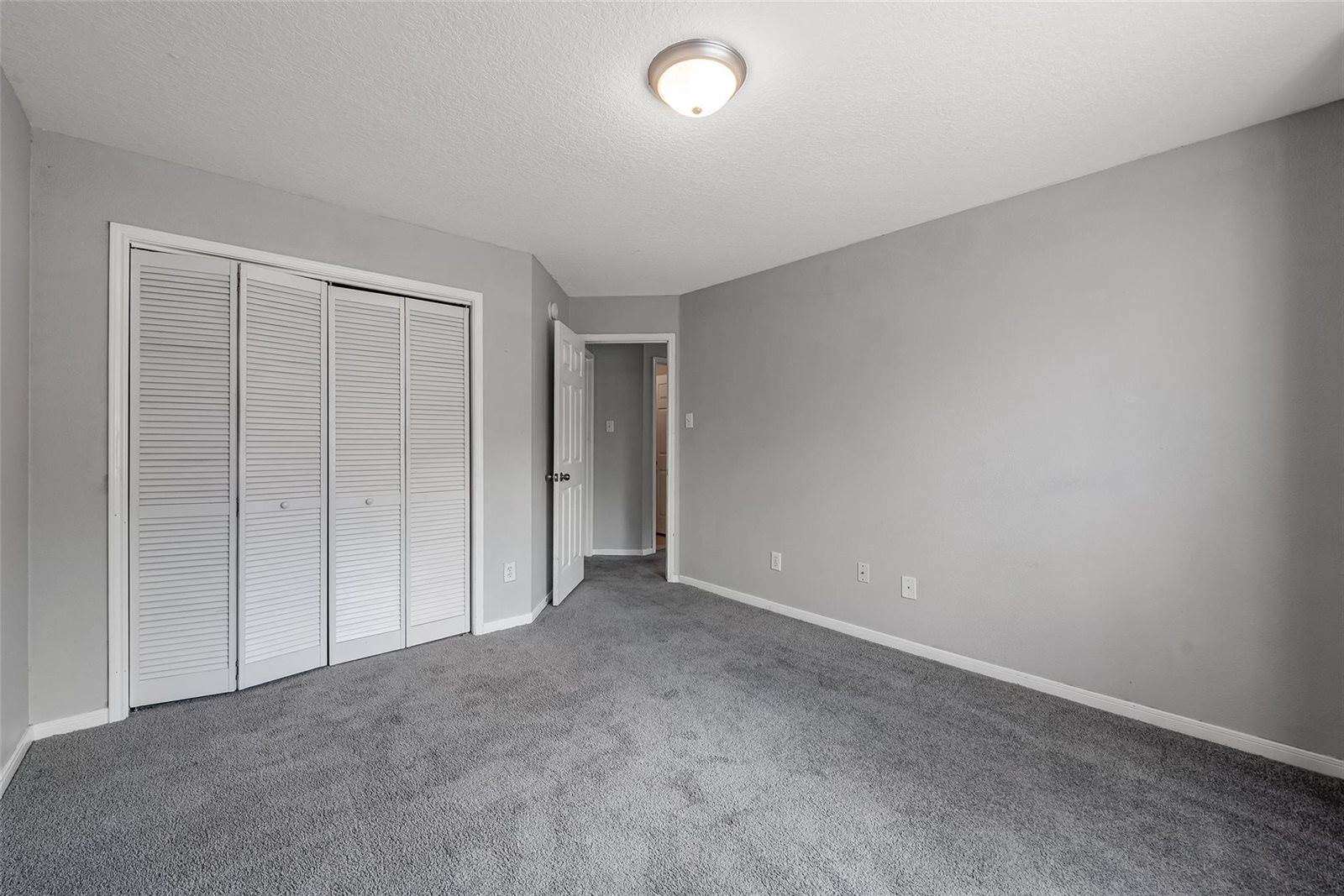 3306 Autumn Forest Drive, Pearland, TX 77584