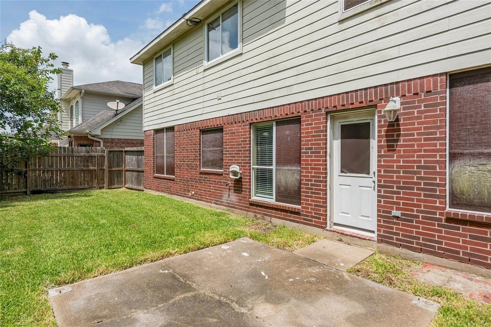 3306 Autumn Forest Drive, Pearland, TX 77584
