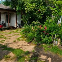 907 East 37th Street, Houston, TX 77022