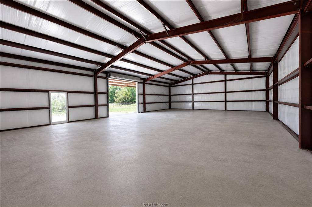 4074 Bucksnort Road, Franklin, TX 77856