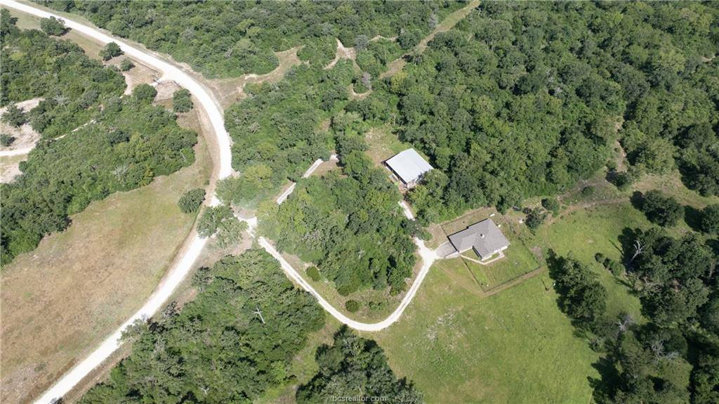 4074 Bucksnort Road, Franklin, TX 77856
