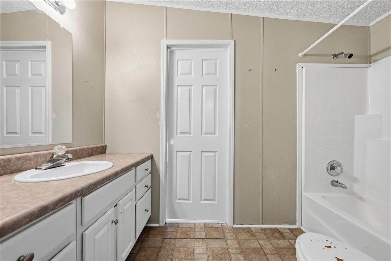146 Mercer Road, Bowling Green, KY 42101
