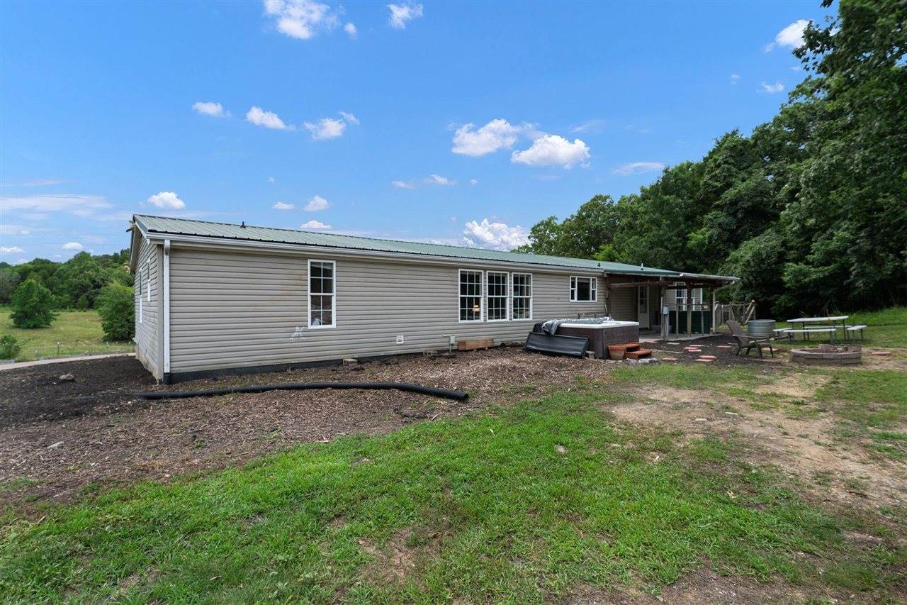146 Mercer Road, Bowling Green, KY 42101