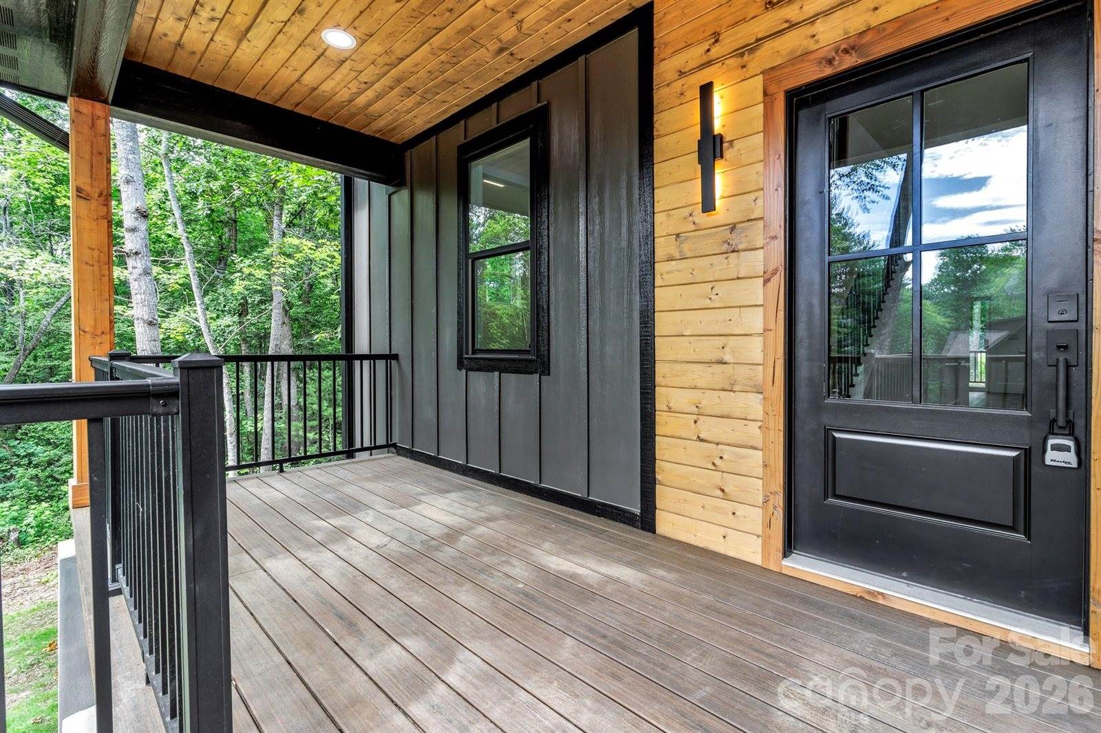 80 Goldenwood Lane, Mills River, NC 28759