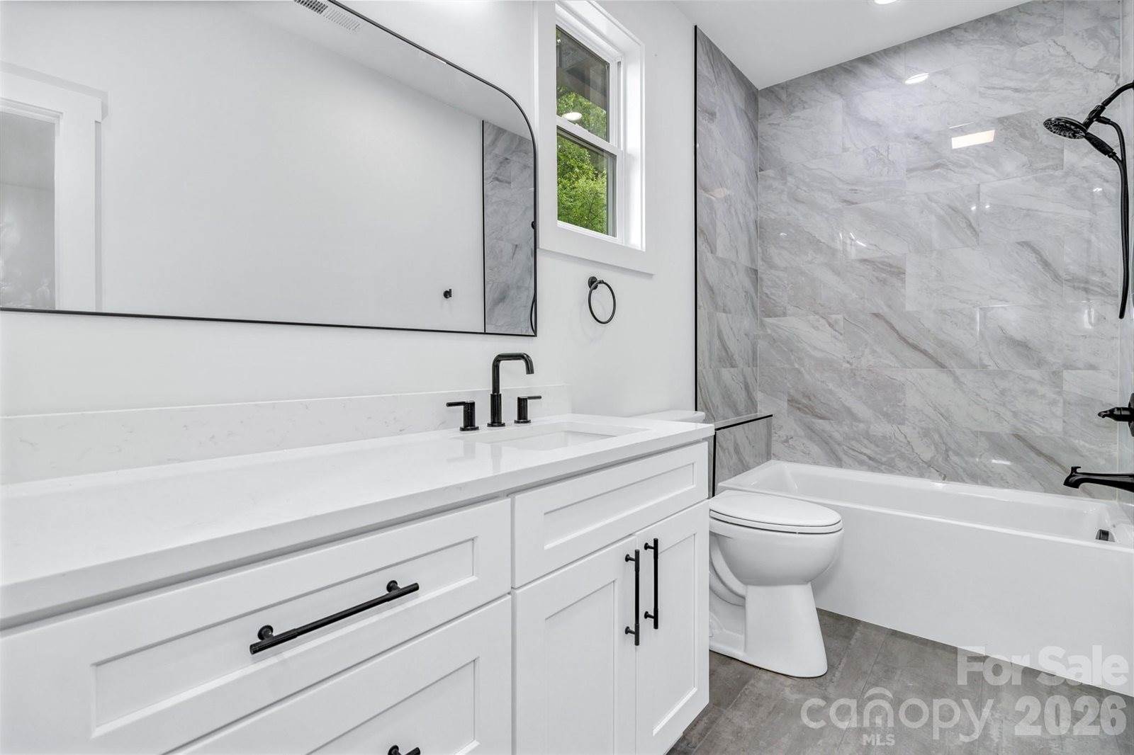 80 Goldenwood Lane, Mills River, NC 28759