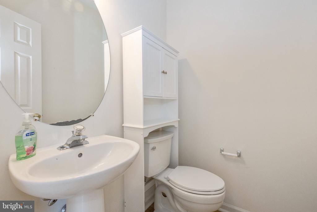 2456 Covered Wagon Court, Herndon, VA 20171
