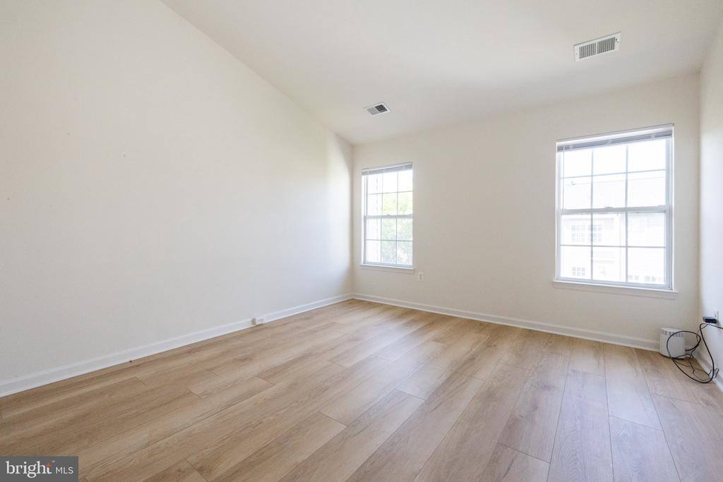 2456 Covered Wagon Court, Herndon, VA 20171