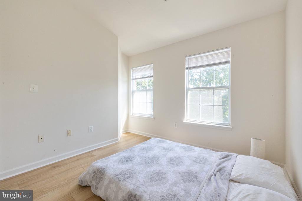 2456 Covered Wagon Court, Herndon, VA 20171