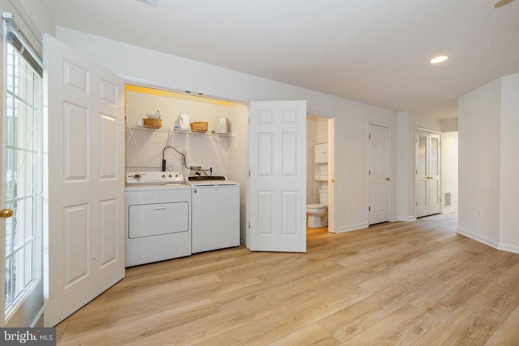 2456 Covered Wagon Court, Herndon, VA 20171