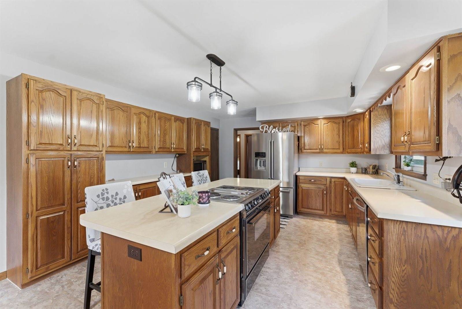 1017 11th Avenue, Orion, IL 61273