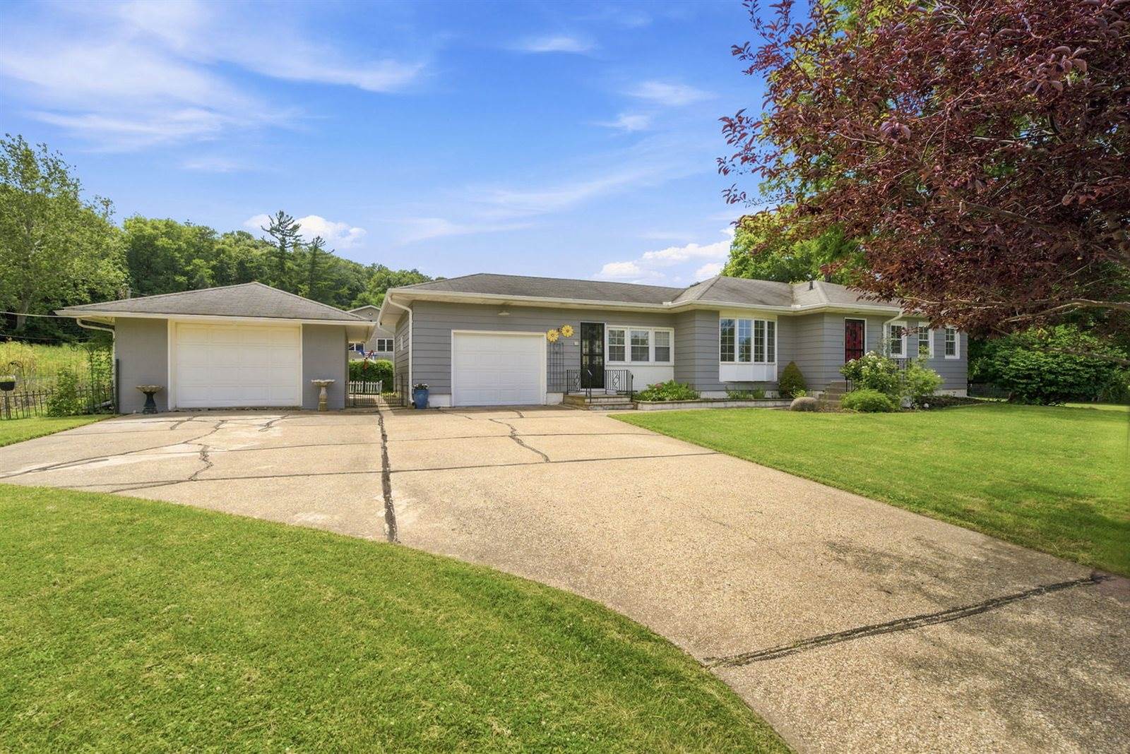 18104 Route 84 North, East Moline, IL 61244