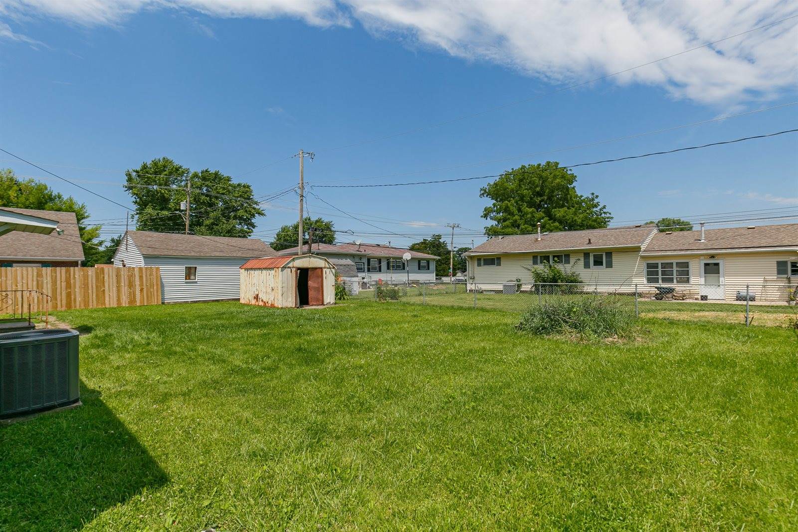 307 33rd Avenue, East Moline, IL 61244