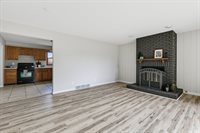 307 33rd Avenue, East Moline, IL 61244