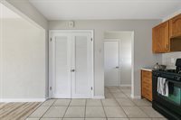 307 33rd Avenue, East Moline, IL 61244