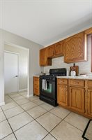 307 33rd Avenue, East Moline, IL 61244
