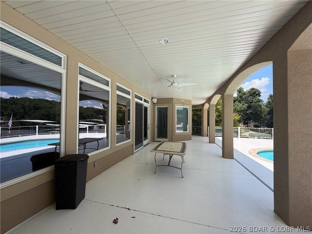 440 Brookhaven Lane, Sunrise Beach, MO 65079