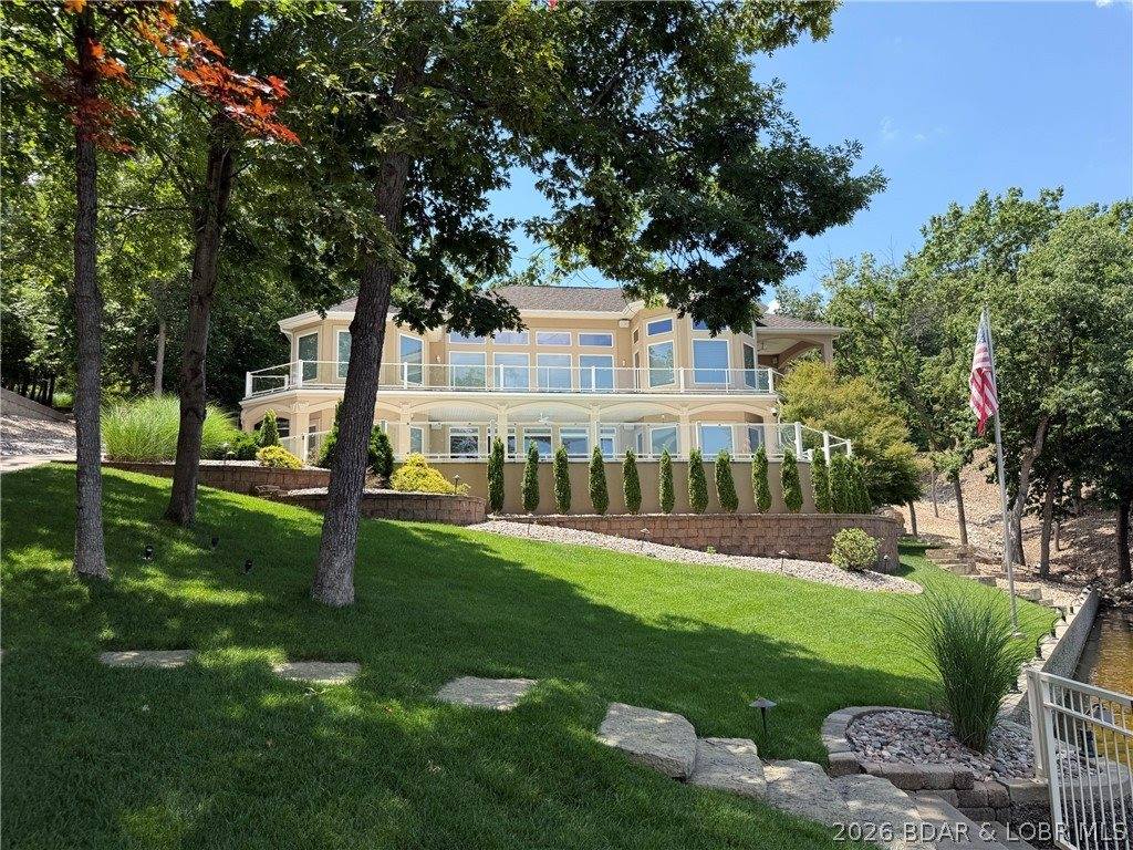 440 Brookhaven Lane, Sunrise Beach, MO 65079