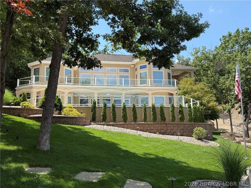 440 Brookhaven Lane, Sunrise Beach, MO 65079