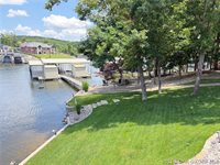 440 Brookhaven Lane, Sunrise Beach, MO 65079