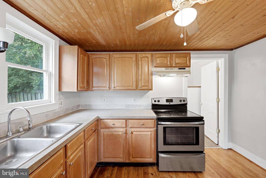 2042 Brucetown Road, Clear Brook, VA 22624