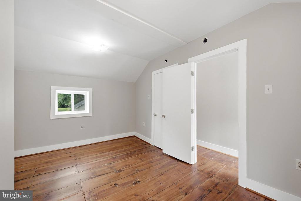 2042 Brucetown Road, Clear Brook, VA 22624
