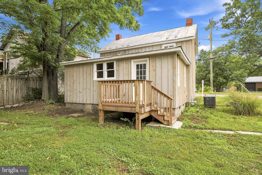 2042 Brucetown Road, Clear Brook, VA 22624