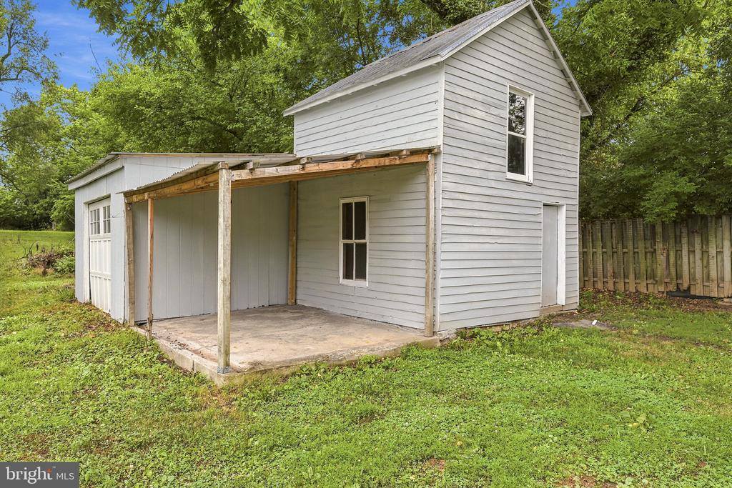 2042 Brucetown Road, Clear Brook, VA 22624