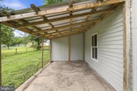 2042 Brucetown Road, Clear Brook, VA 22624