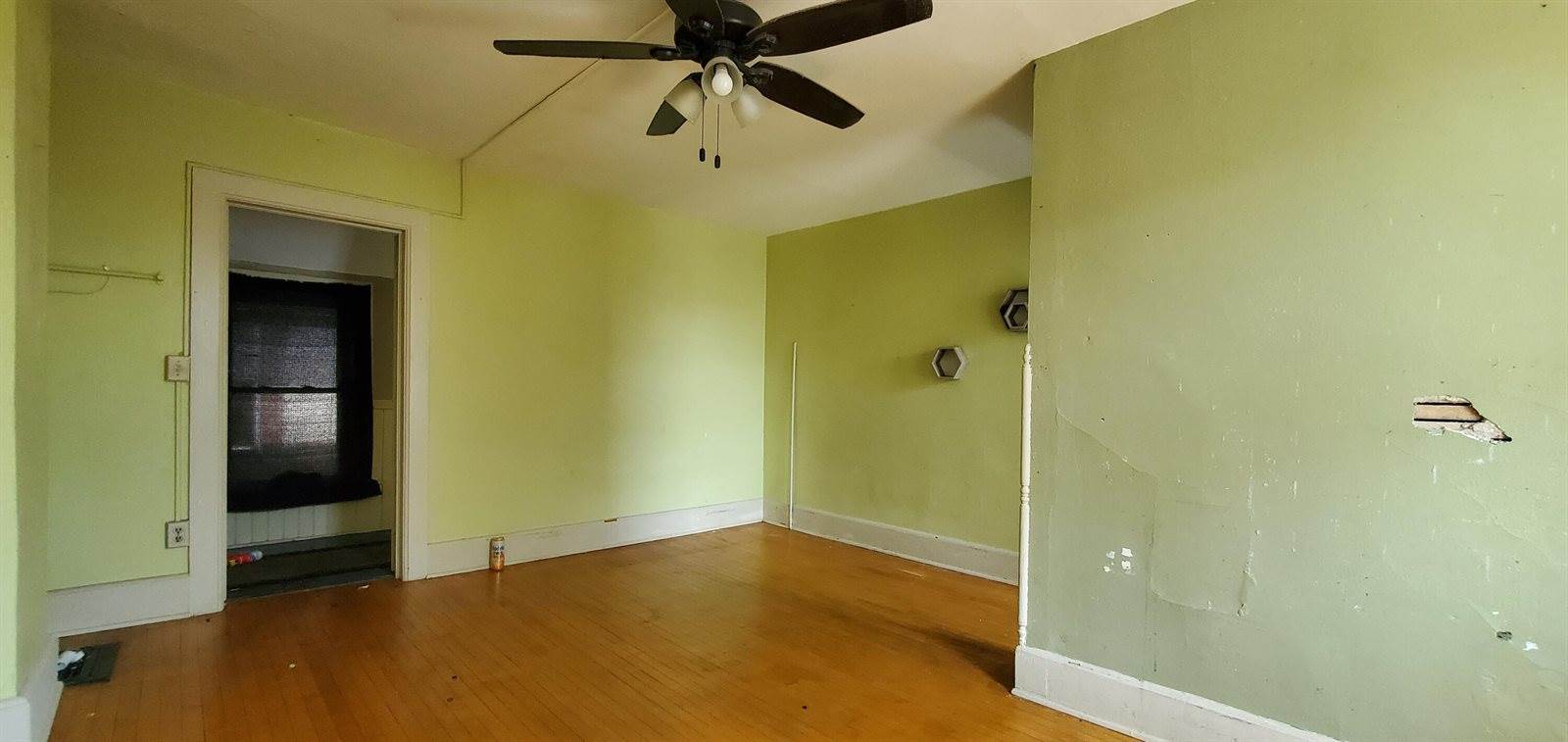 1028 South 32nd St, Milwaukee, WI 53215