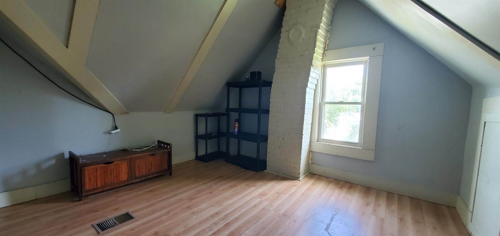 1028 South 32nd St, Milwaukee, WI 53215