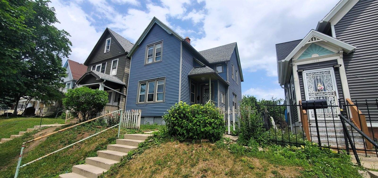 1028 South 32nd St, Milwaukee, WI 53215