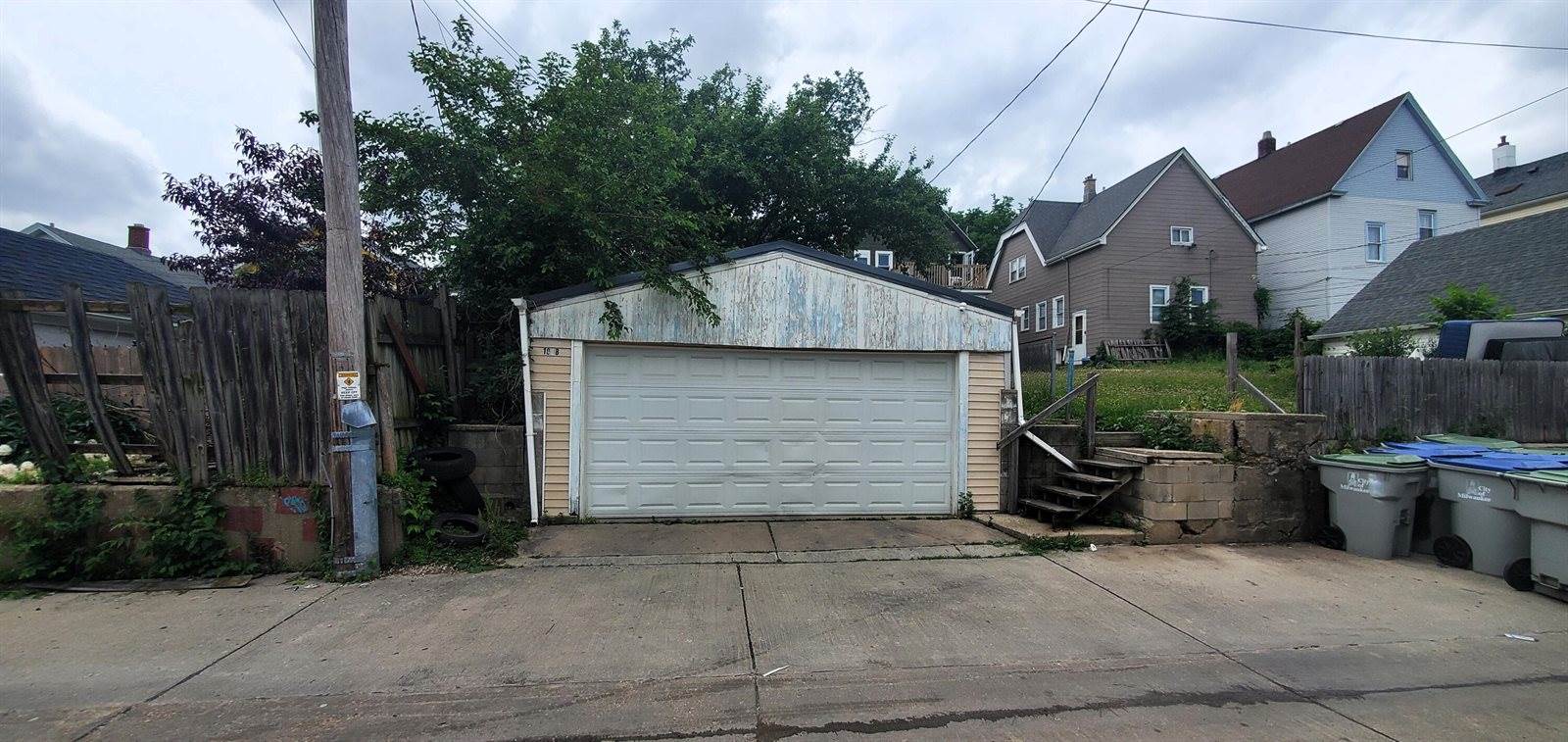 1028 South 32nd St, Milwaukee, WI 53215