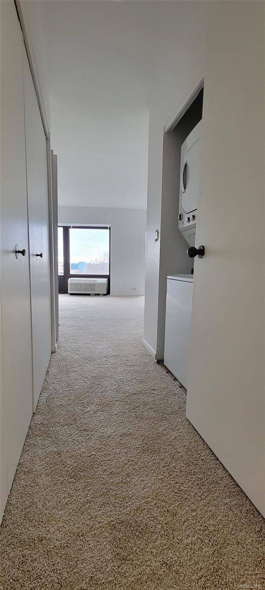 5000 Towncenter Center, SouthfieldCity_Oakland, MI 48075