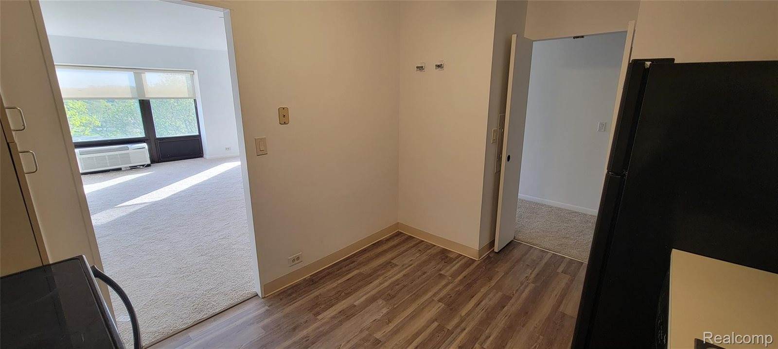 5000 Towncenter Center, SouthfieldCity_Oakland, MI 48075