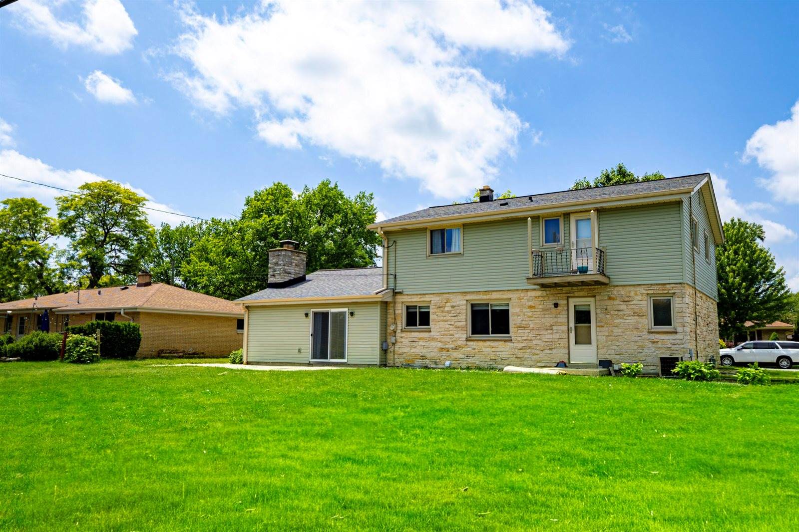 3710 South Massachusetts Ave, Milwaukee, WI 53220