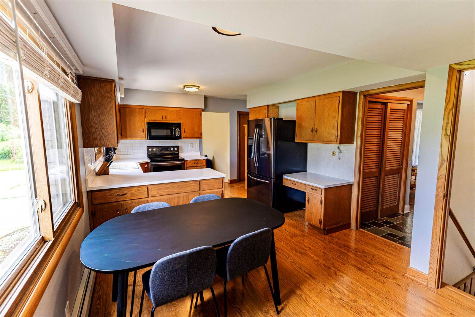 3710 South Massachusetts Ave, Milwaukee, WI 53220