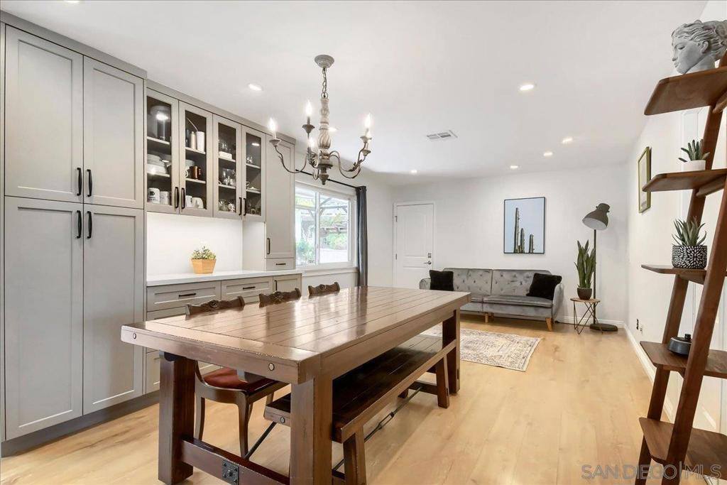 10162 Sierra Madre Rd, Spring Valley, CA 91977