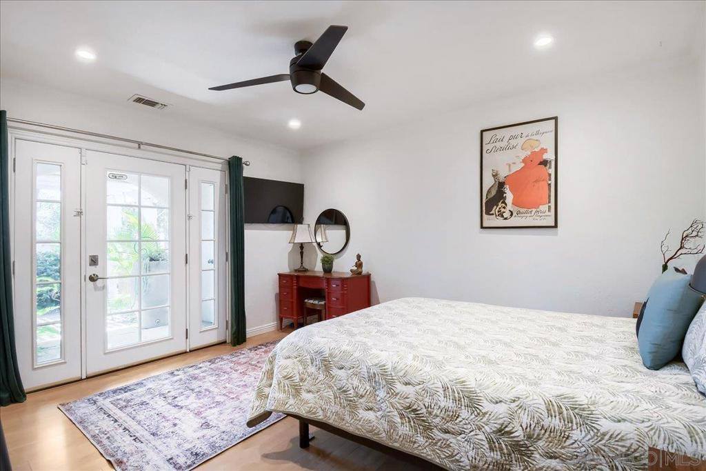 10162 Sierra Madre Rd, Spring Valley, CA 91977