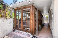 10162 Sierra Madre Rd, Spring Valley, CA 91977